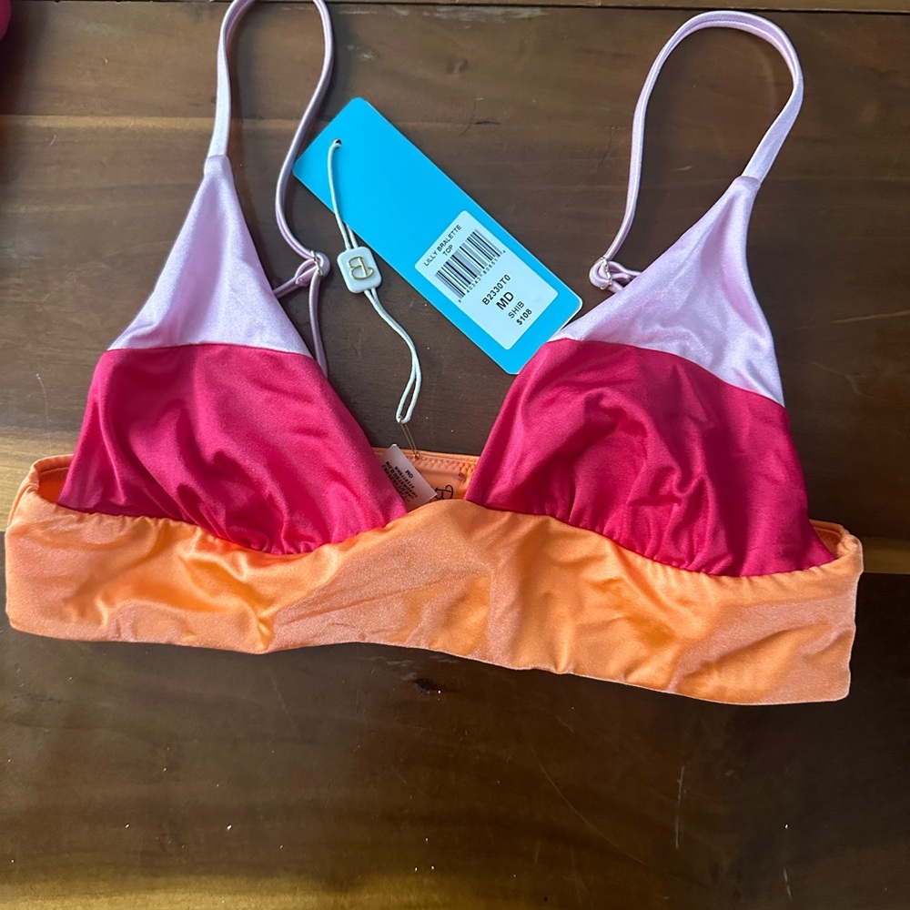 Beach Bunny Lilly bralette top medium